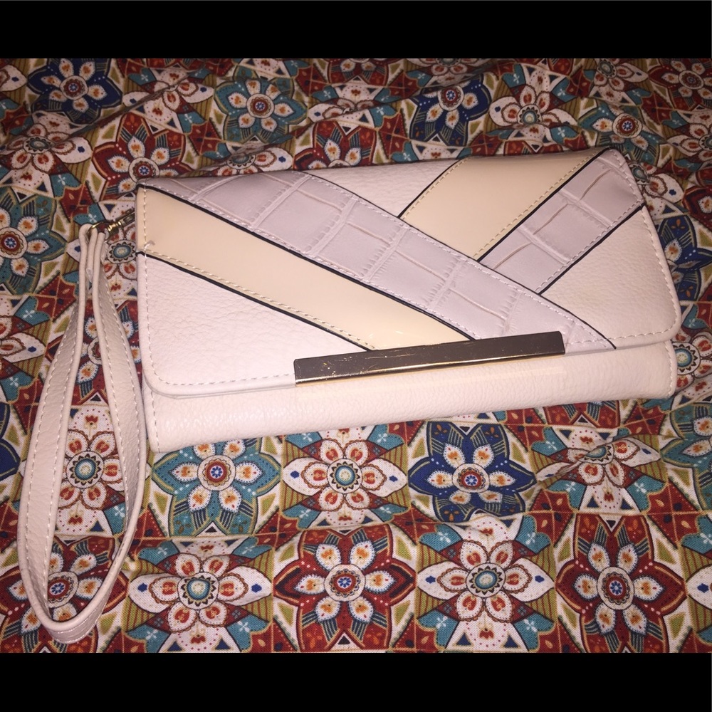 Bosalina’s Cream Colored Patchwork Wallet